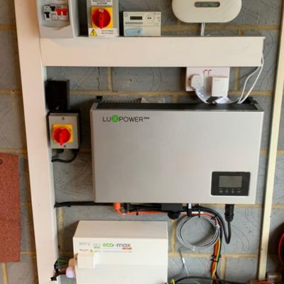 Luxpower Inverter & battery storage system